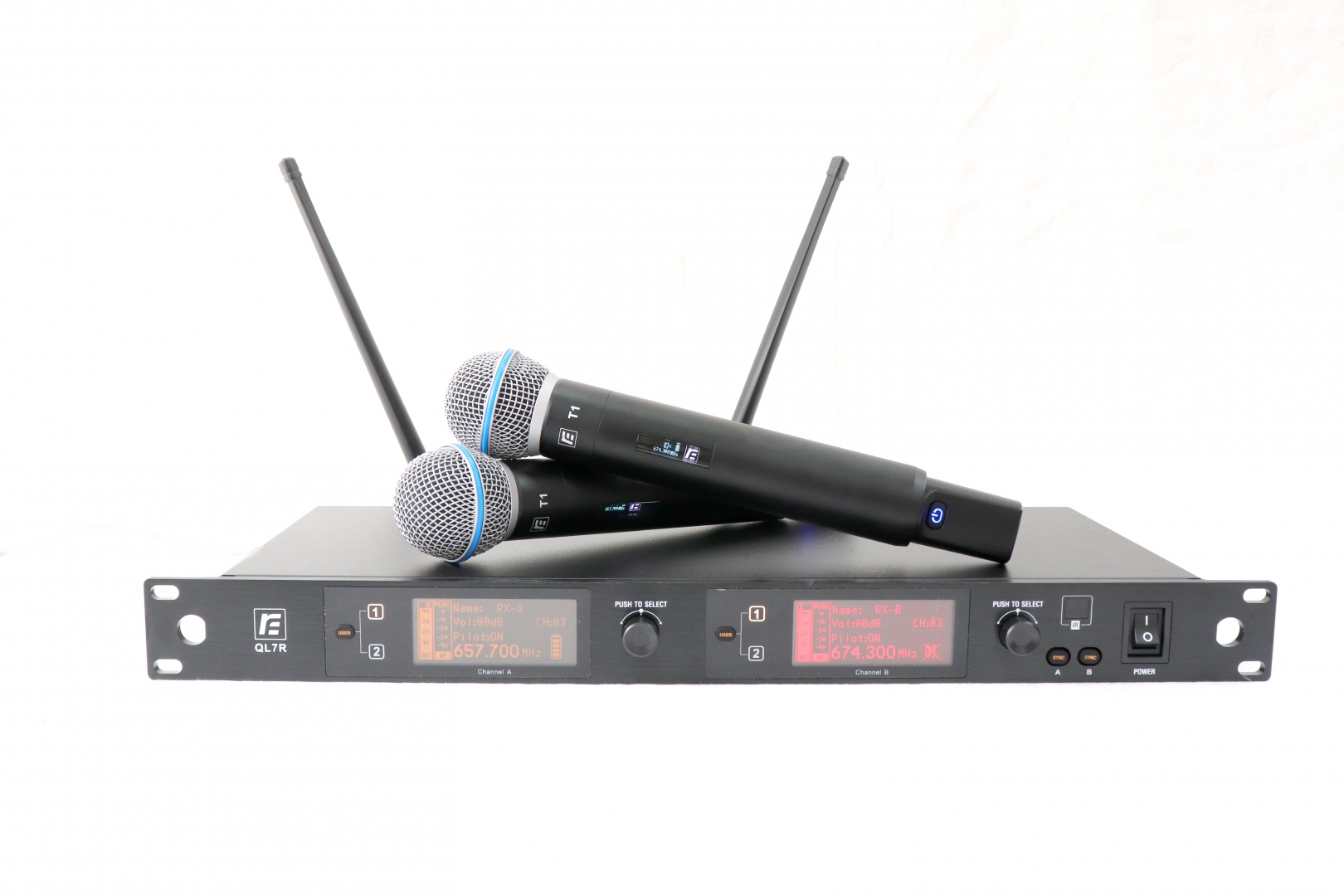 RFIntell QL7R/T1-B 720,500-754,000 МГц 2-канальная радиосистема с 2-мя ручными микрофонами в Камызяке